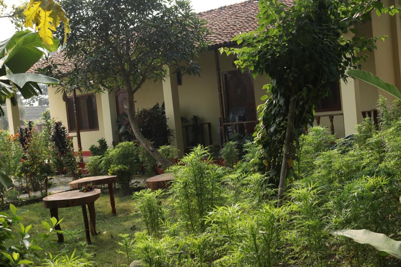 Bardia Eco Friendly Homestay Bardiya Luaran gambar
